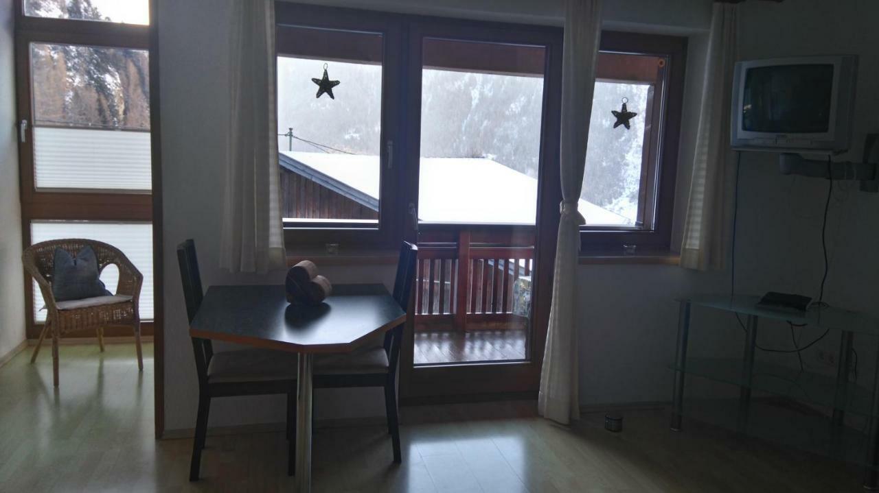 Haus Anna Lena Apartment แลงเงนเฟลด์ ภายนอก รูปภาพ